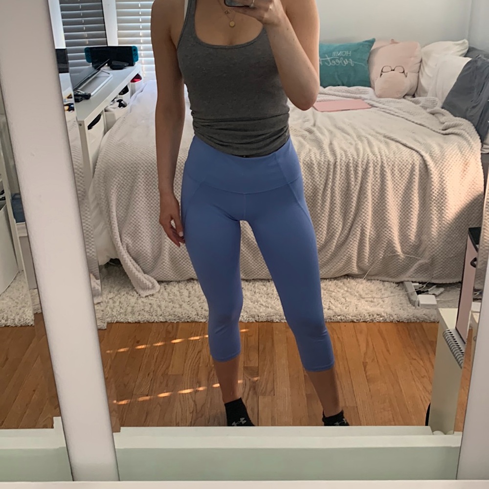 Blue Cropped Yoga Pants